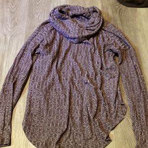 Turtle neck sweater in good condition